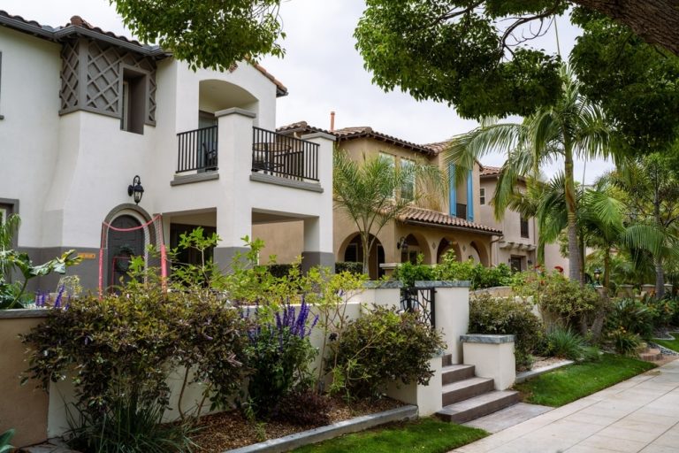 Can I Partition a Rental Property With Tenants